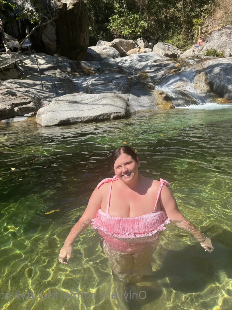🍭 𝑯𝑶𝑹𝑵𝒀  BBW KITTY 🐱 CHECK DMs 👀 [ urfavkittykatt ] Onlyfans leaked photo 6026154 on Hotleaks.tv