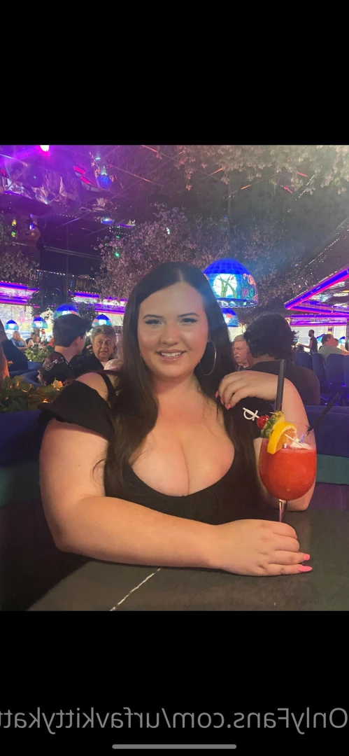 🍭 𝑯𝑶𝑹𝑵𝒀  BBW KITTY 🐱 CHECK DMs 👀 [ urfavkittykatt ] Onlyfans leaked photo 6027261 on Hotleaks.tv