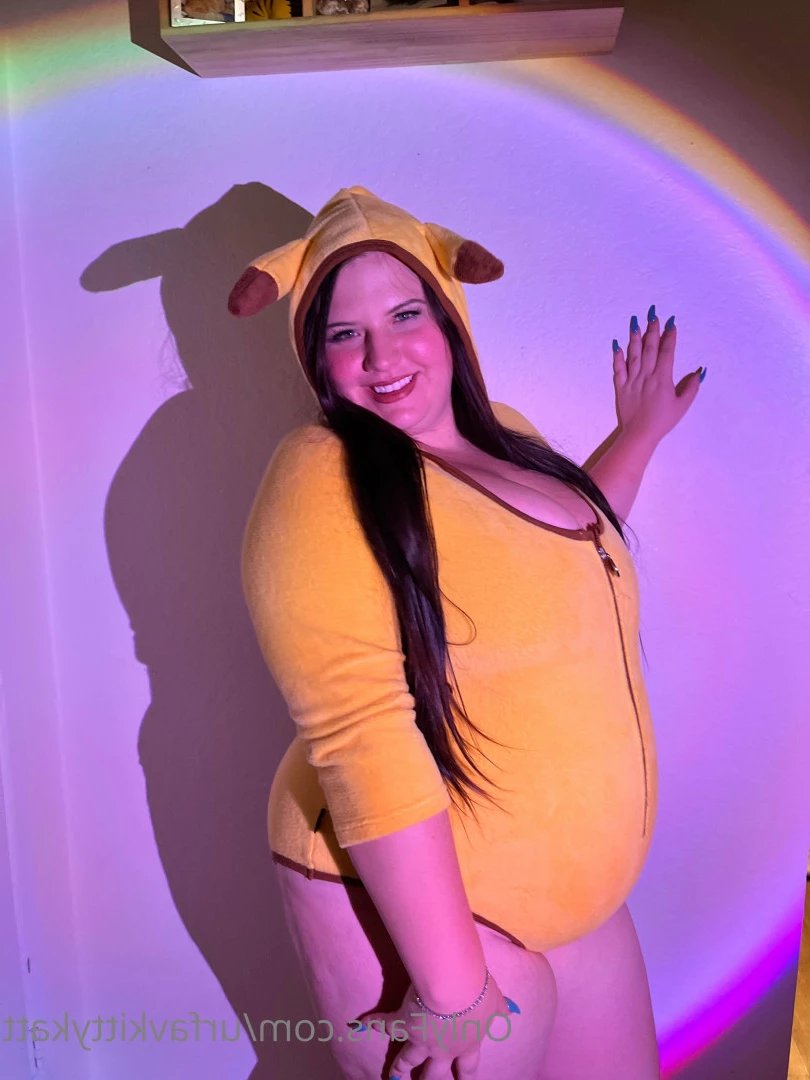 🍭 𝑯𝑶𝑹𝑵𝒀  BBW KITTY 🐱 CHECK DMs 👀 [ urfavkittykatt ] Onlyfans leaked photo 6027606 on Hotleaks.tv