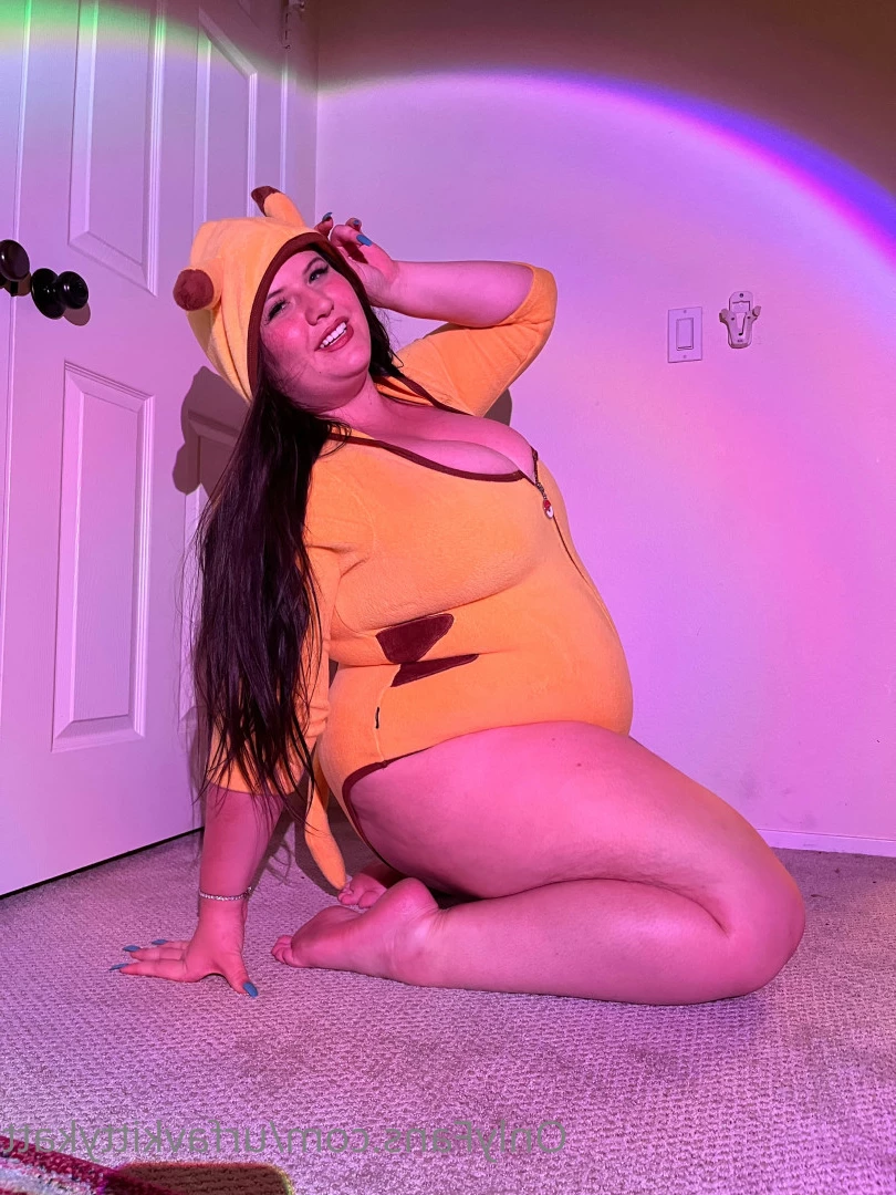 🍭 𝑯𝑶𝑹𝑵𝒀  BBW KITTY 🐱 CHECK DMs 👀 [ urfavkittykatt ] Onlyfans leaked photo 6028478 on Hotleaks.tv