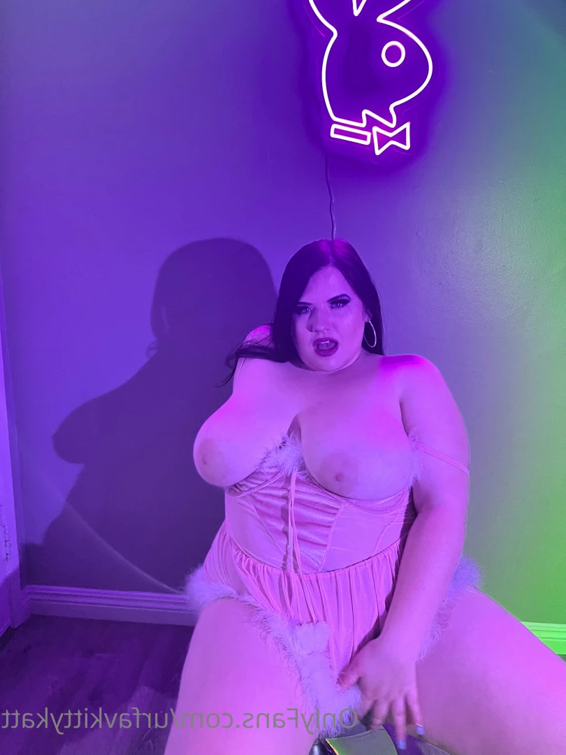 🍭 𝑯𝑶𝑹𝑵𝒀  BBW KITTY 🐱 CHECK DMs 👀 [ urfavkittykatt ] Onlyfans leaked photo 6029360 on Hotleaks.tv