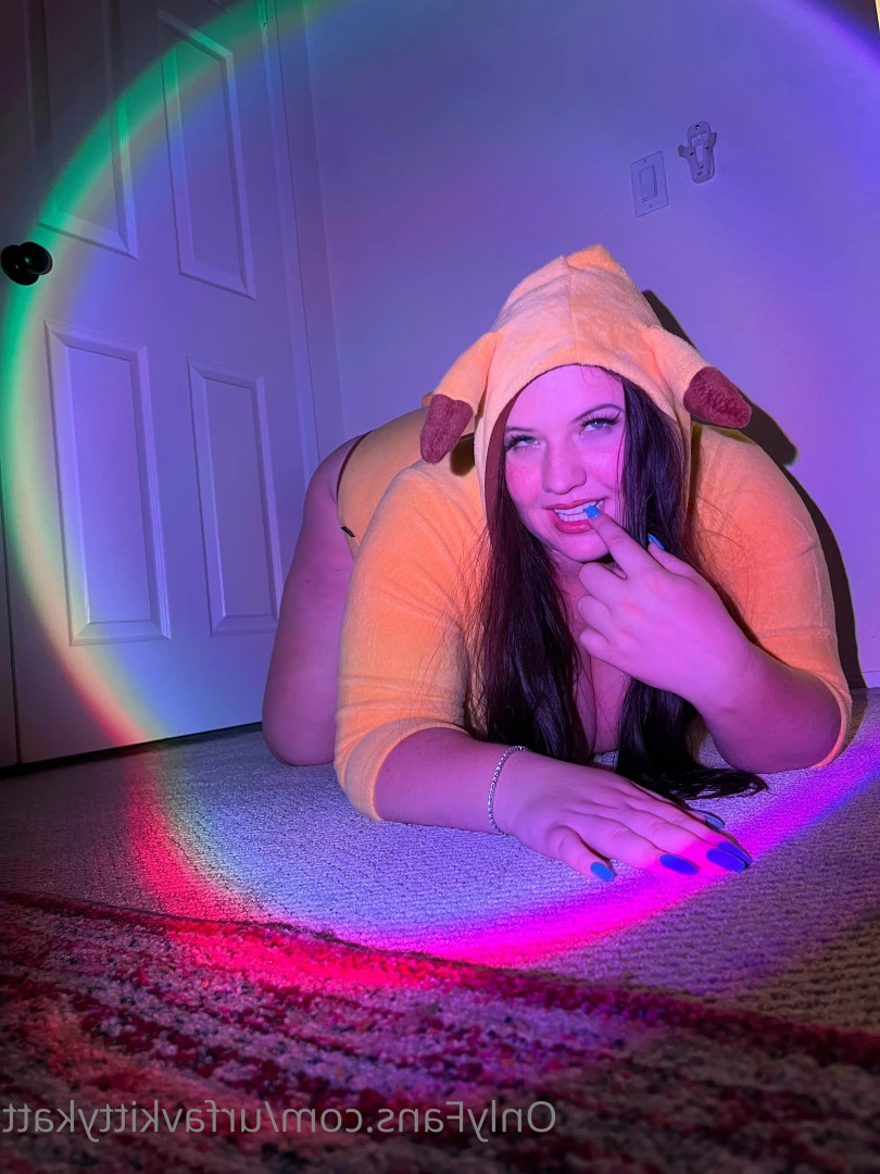 🍭 𝑯𝑶𝑹𝑵𝒀  BBW KITTY 🐱 CHECK DMs 👀 [ urfavkittykatt ] Onlyfans leaked photo 6029753 on Hotleaks.tv