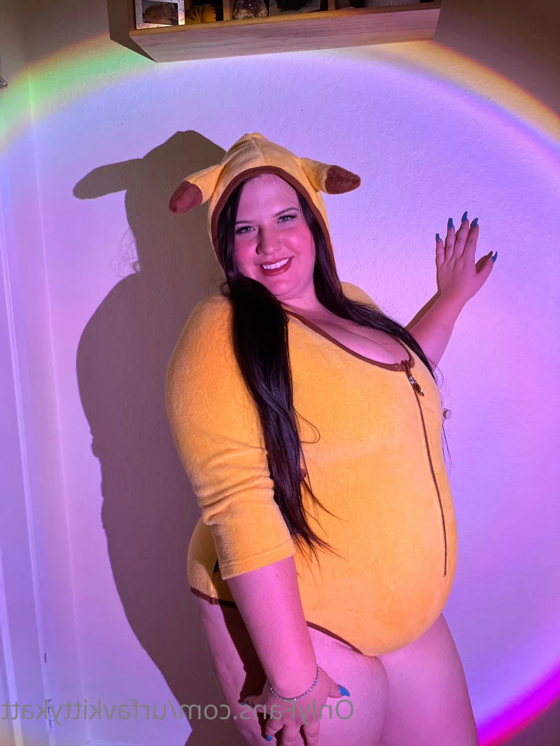 🍭 𝑯𝑶𝑹𝑵𝒀  BBW KITTY 🐱 CHECK DMs 👀 [ urfavkittykatt ] Onlyfans leaked photo 6029978 on Hotleaks.tv