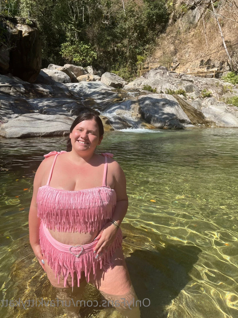 🍭 𝑯𝑶𝑹𝑵𝒀  BBW KITTY 🐱 CHECK DMs 👀 [ urfavkittykatt ] Onlyfans leaked photo 6033047 on Hotleaks.tv
