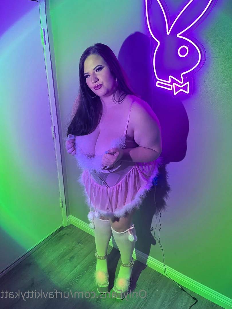 🍭 𝑯𝑶𝑹𝑵𝒀  BBW KITTY 🐱 CHECK DMs 👀 [ urfavkittykatt ] Onlyfans leaked photo 6033114 on Hotleaks.tv