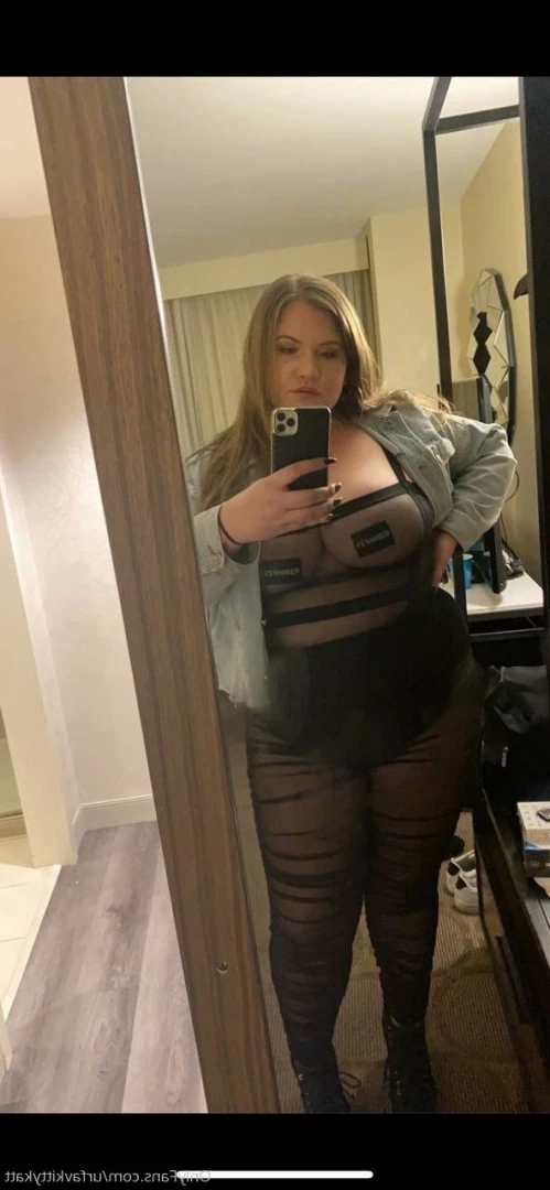 🍭 𝑯𝑶𝑹𝑵𝒀  BBW KITTY 🐱 CHECK DMs 👀 [ urfavkittykatt ] Onlyfans leaked photo 6033804 on Hotleaks.tv