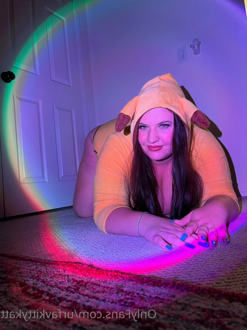 🍭 𝑯𝑶𝑹𝑵𝒀  BBW KITTY 🐱 CHECK DMs 👀 [ urfavkittykatt ] Onlyfans leaked photo 6034518 on Hotleaks.tv