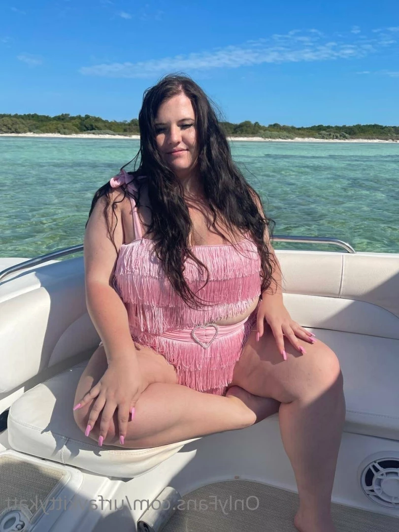 🍭 𝑯𝑶𝑹𝑵𝒀  BBW KITTY 🐱 CHECK DMs 👀 [ urfavkittykatt ] Onlyfans leaked photo 6034978 on Hotleaks.tv
