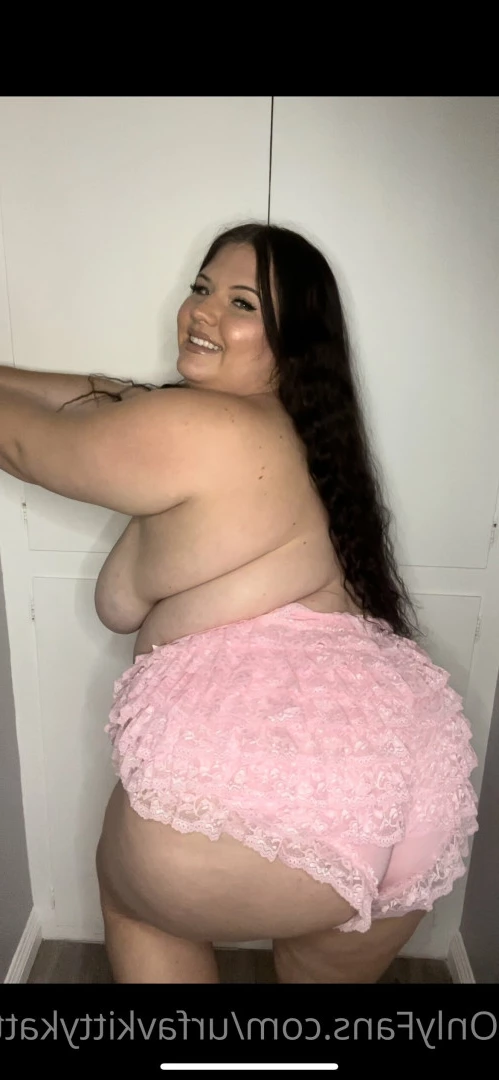 🍭 𝑯𝑶𝑹𝑵𝒀  BBW KITTY 🐱 CHECK DMs 👀 [ urfavkittykatt ] Onlyfans leaked photo 6035008 on Hotleaks.tv