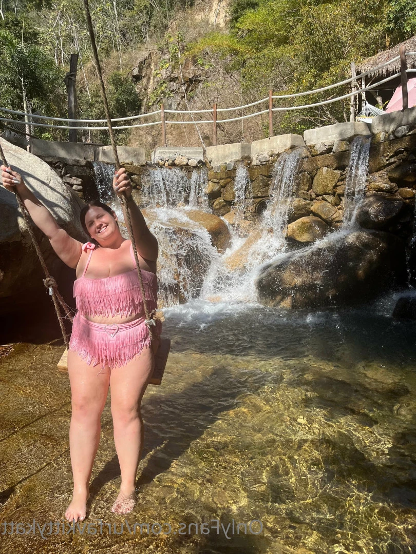 🍭 𝑯𝑶𝑹𝑵𝒀  BBW KITTY 🐱 CHECK DMs 👀 [ urfavkittykatt ] Onlyfans leaked photo 6035387 on Hotleaks.tv