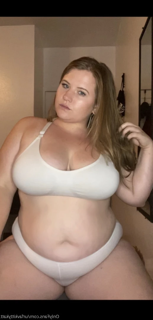 🍭 𝑯𝑶𝑹𝑵𝒀  BBW KITTY 🐱 CHECK DMs 👀 [ urfavkittykatt ] Onlyfans leaked photo 6035515 on Hotleaks.tv