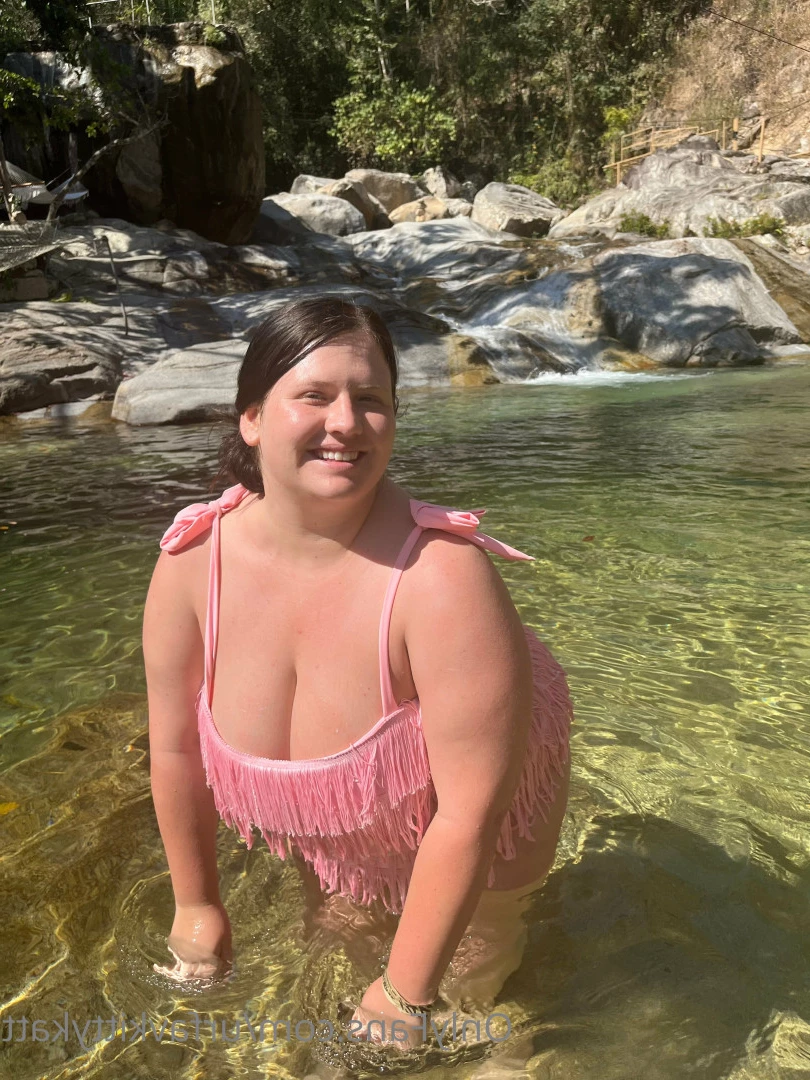 🍭 𝑯𝑶𝑹𝑵𝒀  BBW KITTY 🐱 CHECK DMs 👀 [ urfavkittykatt ] Onlyfans leaked photo 6038253 on Hotleaks.tv