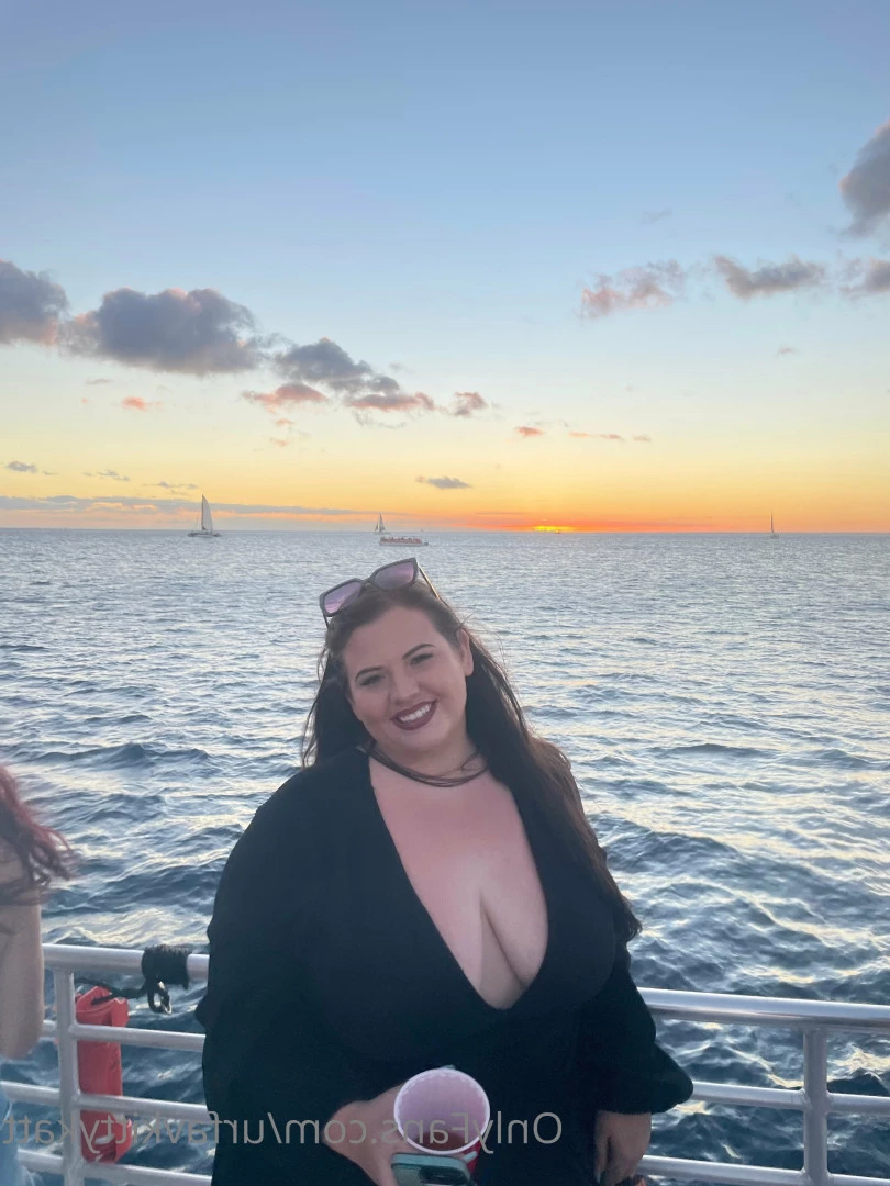 🍭 𝑯𝑶𝑹𝑵𝒀  BBW KITTY 🐱 CHECK DMs 👀 [ urfavkittykatt ] Onlyfans leaked photo 6038321 on Hotleaks.tv