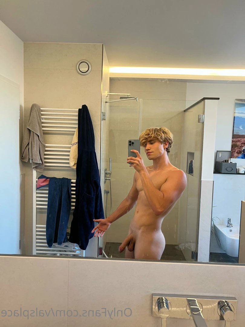 valentin 🔥 (0,1%) [ valsplace ] Onlyfans leaked photo 7688671 on Hotleaks.tv