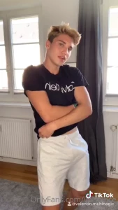 valentin 🔥 (0,1%) [ valsplace ] Onlyfans leaked video 7783020 on Hotleaks.tv