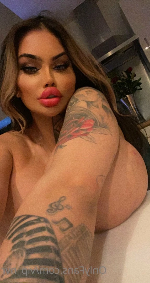 𝑼𝒌𝒔 𝑩𝒊𝒈𝒈𝒆𝒔𝒕 𝑻𝒊𝒕𝒔 👩🏻𝑳𝒆𝒕𝒔 𝑽𝒊𝒅𝒆𝒐𝒄𝒂𝒍𝒍&amp;𝒔𝒆𝒙t😈 [ vip_nvr ] Onlyfans leaked photo 2205961 on Hotleaks.tv