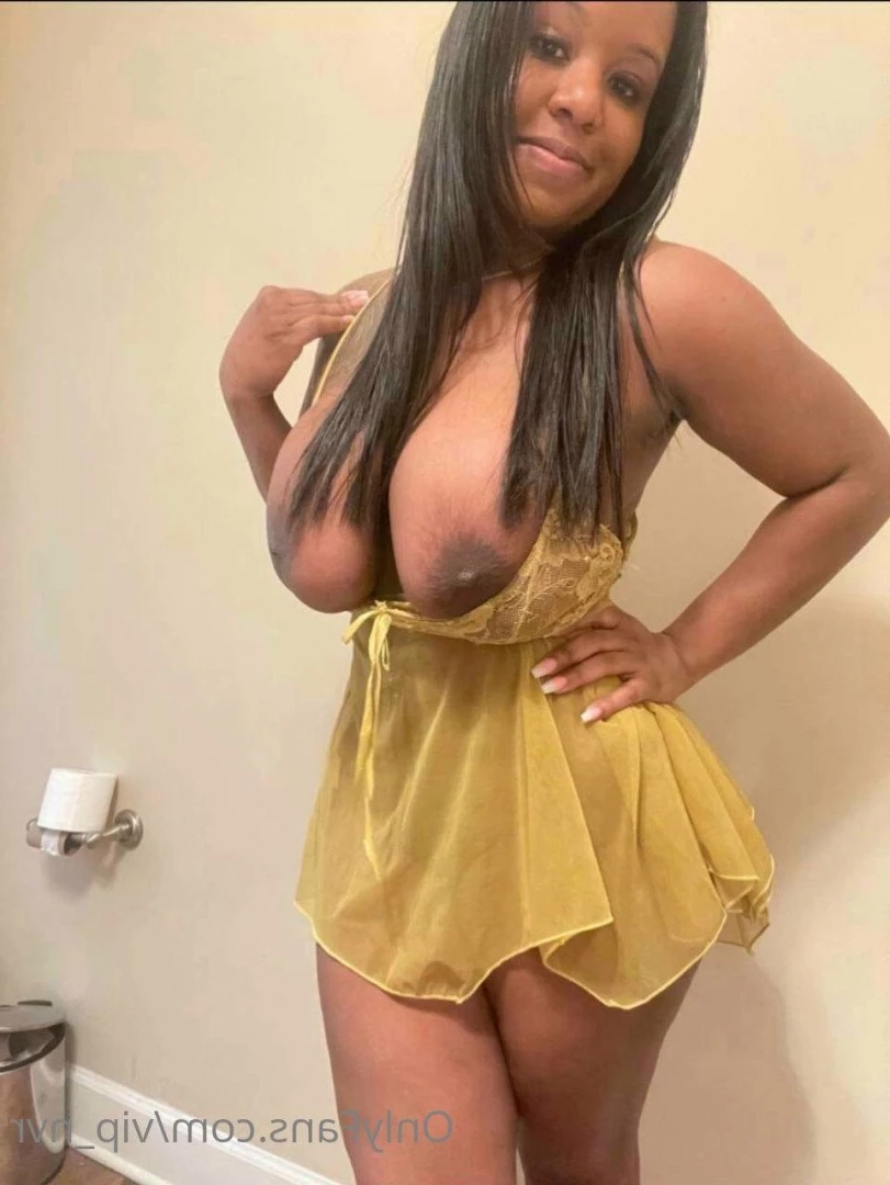 𝑼𝒌𝒔 𝑩𝒊𝒈𝒈𝒆𝒔𝒕 𝑻𝒊𝒕𝒔 👩🏻𝑳𝒆𝒕𝒔 𝑽𝒊𝒅𝒆𝒐𝒄𝒂𝒍𝒍&amp;𝒔𝒆𝒙t😈 [ vip_nvr ] Onlyfans leaked photo 4132717 on Hotleaks.tv