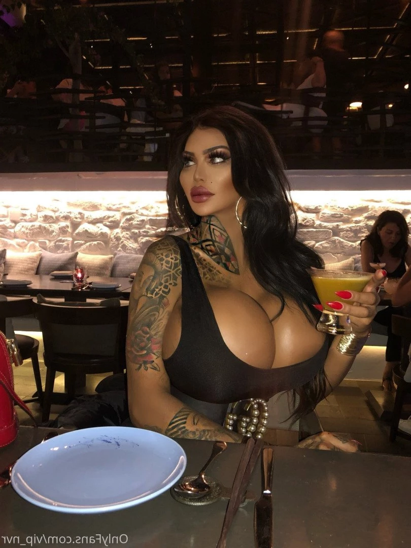 𝑼𝒌𝒔 𝑩𝒊𝒈𝒈𝒆𝒔𝒕 𝑻𝒊𝒕𝒔 👩🏻𝑳𝒆𝒕𝒔 𝑽𝒊𝒅𝒆𝒐𝒄𝒂𝒍𝒍&amp;𝒔𝒆𝒙t😈 [ vip_nvr ] Onlyfans leaked photo 4136892 on Hotleaks.tv