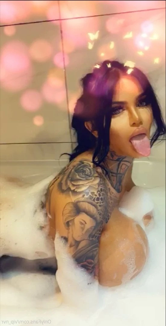 𝑼𝒌𝒔 𝑩𝒊𝒈𝒈𝒆𝒔𝒕 𝑻𝒊𝒕𝒔 👩🏻𝑳𝒆𝒕𝒔 𝑽𝒊𝒅𝒆𝒐𝒄𝒂𝒍𝒍&amp;𝒔𝒆𝒙t😈 [ vip_nvr ] Onlyfans leaked photo 4142733 on Hotleaks.tv