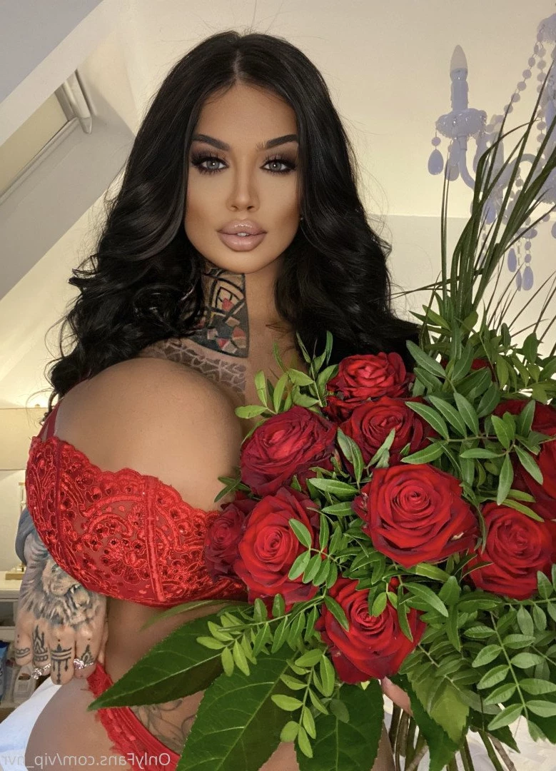 𝑼𝒌𝒔 𝑩𝒊𝒈𝒈𝒆𝒔𝒕 𝑻𝒊𝒕𝒔 👩🏻𝑳𝒆𝒕𝒔 𝑽𝒊𝒅𝒆𝒐𝒄𝒂𝒍𝒍&amp;𝒔𝒆𝒙t😈 [ vip_nvr ] Onlyfans leaked photo 4150596 on Hotleaks.tv
