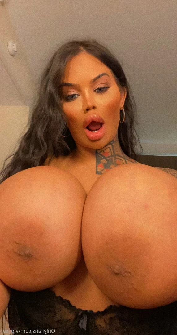 𝑼𝒌𝒔 𝑩𝒊𝒈𝒈𝒆𝒔𝒕 𝑻𝒊𝒕𝒔 👩🏻𝑳𝒆𝒕𝒔 𝑽𝒊𝒅𝒆𝒐𝒄𝒂𝒍𝒍&amp;𝒔𝒆𝒙t😈 [ vip_nvr ] Onlyfans leaked photo 4162759 on Hotleaks.tv