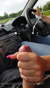 4848733
