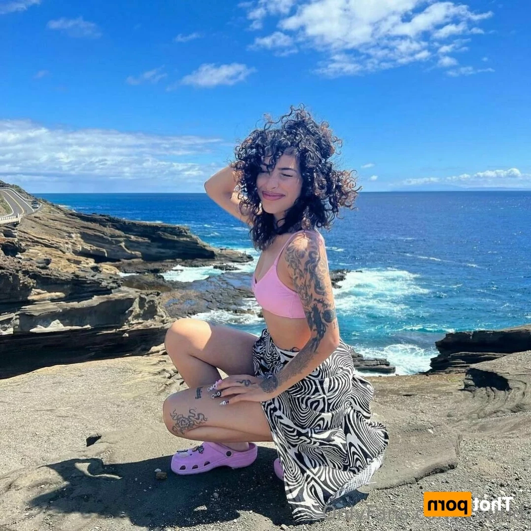 v [ vswrld ] Onlyfans leaked photo 14303281 on Hotleaks.tv