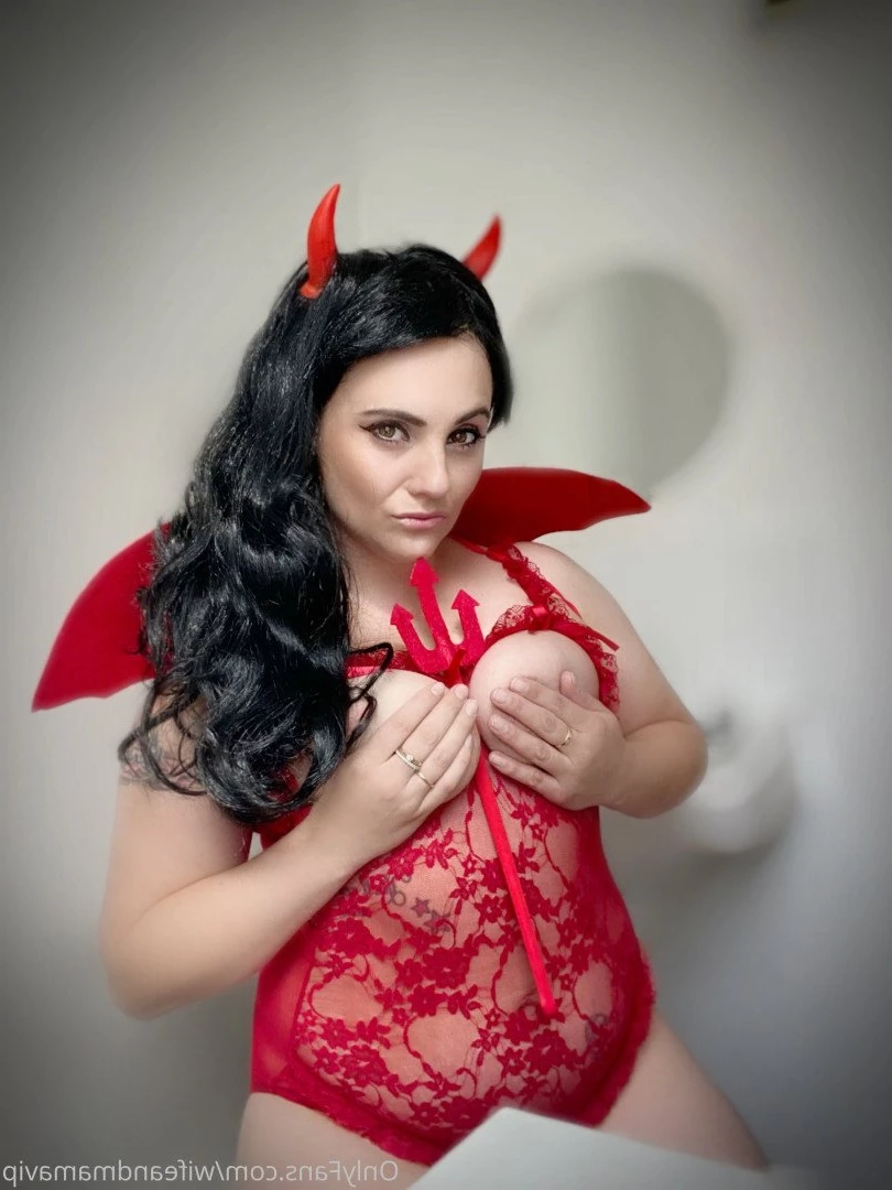 wifeandmamavip Onlyfans leaked photo 3782481 on Hotleaks.tv