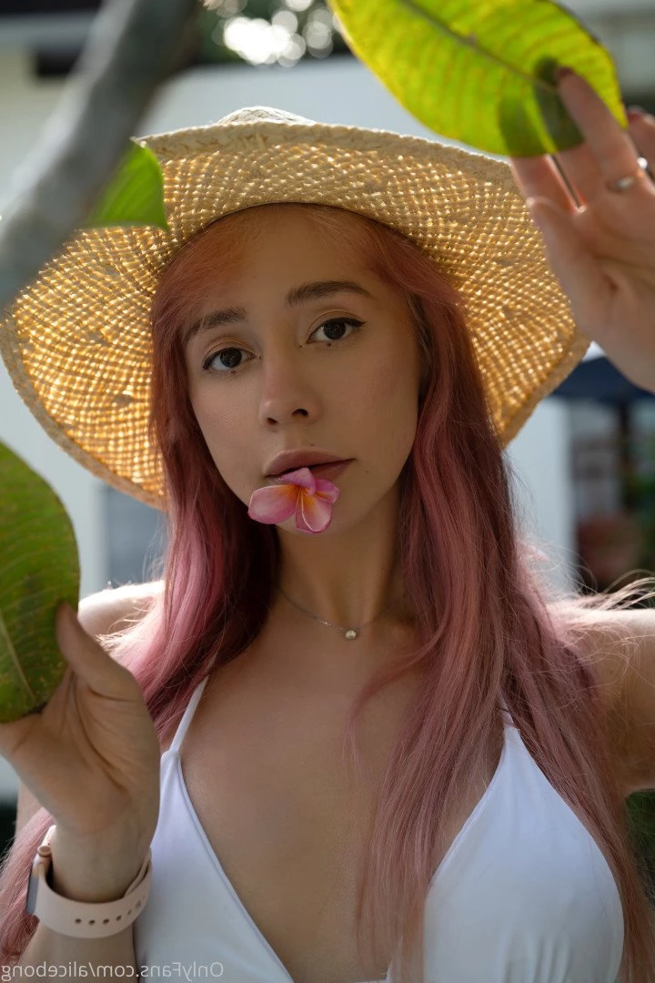 Daddy’s Girl💦Alicebong💦 [ alicebong ] Onlyfans leaked photo 3719797 on Hotleaks.tv