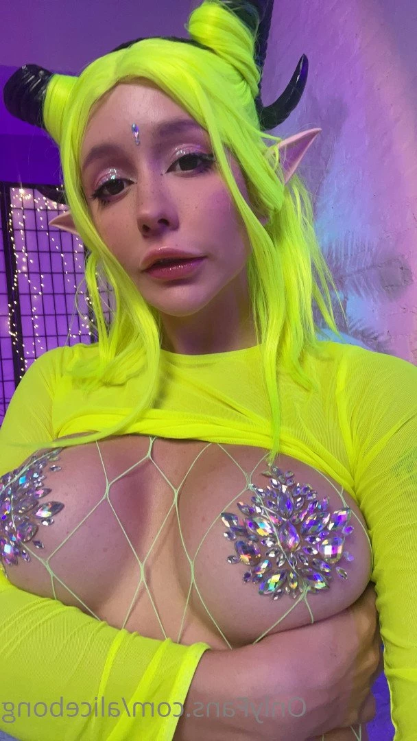 Daddy’s Girl💦Alicebong💦 [ alicebong ] Onlyfans leaked photo 3756733 on Hotleaks.tv