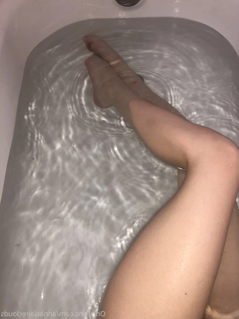 Anna Claire Clouds [ annaclaireclouds ] Onlyfans leaked photo 9898862 on Hotleaks.tv