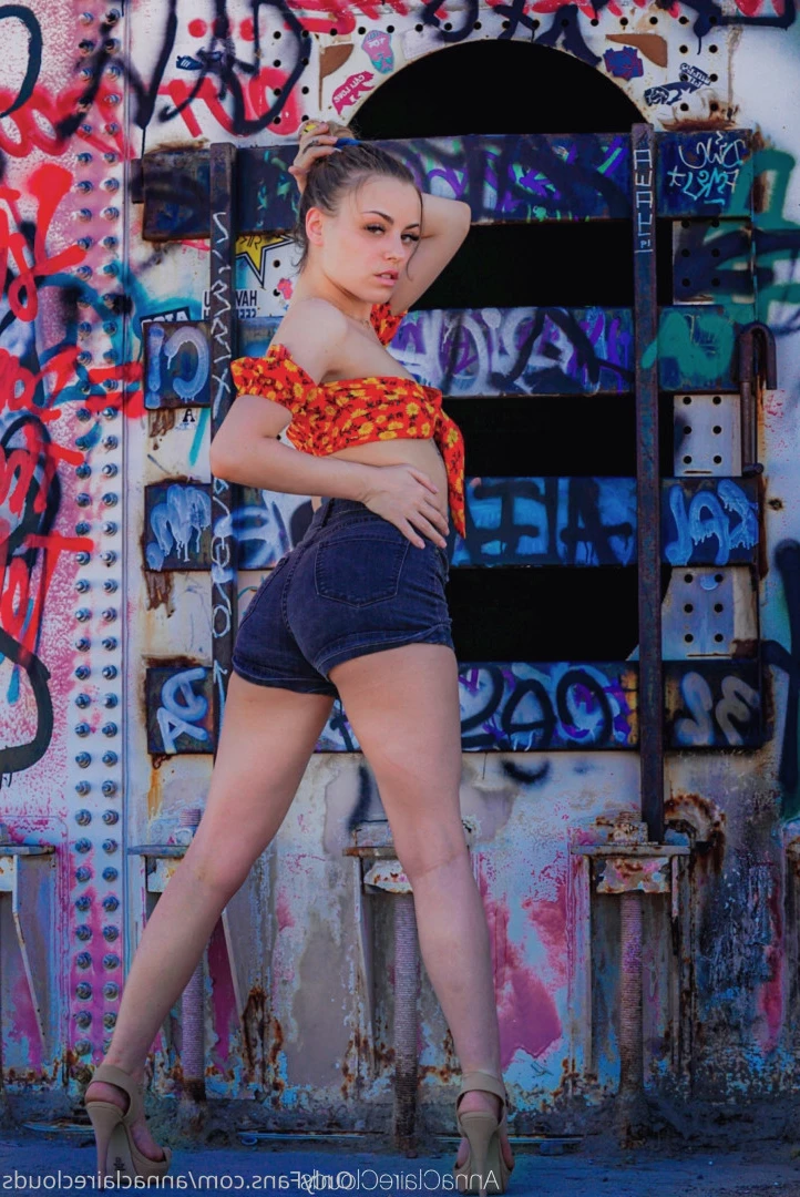 Anna Claire Clouds [ annaclaireclouds ] Onlyfans leaked photo 9906350 on Hotleaks.tv
