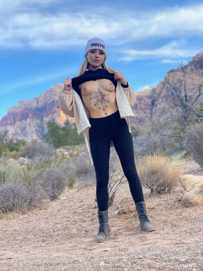 Anna Claire Clouds [ annaclaireclouds ] Onlyfans leaked photo 9907314 on Hotleaks.tv