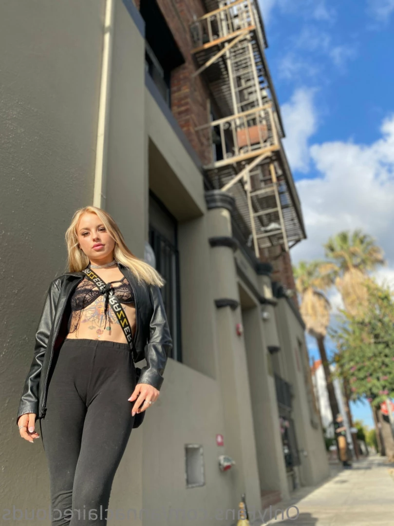 Anna Claire Clouds [ annaclaireclouds ] Onlyfans leaked photo 15242834 on Hotleaks.tv
