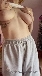 Annie the redhead with 2 pussies 🥵 [ annieecharlotte ] Onlyfans leaked video 2503990 on Hotleaks.tv