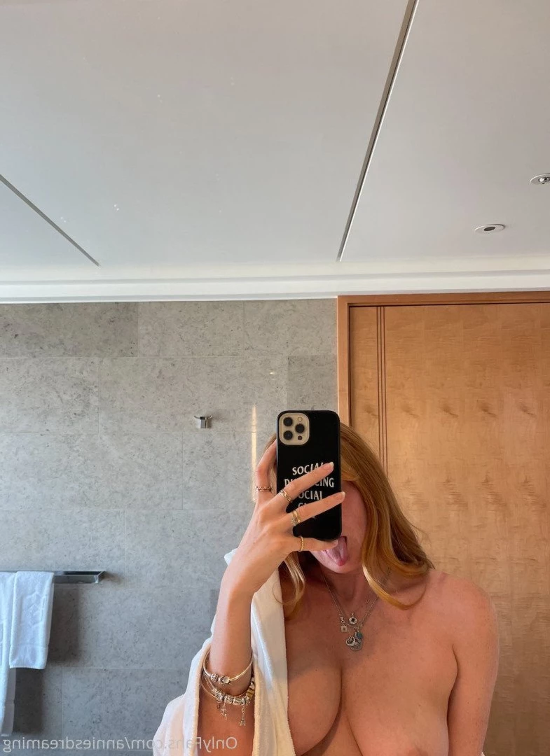 Annie the redhead with 2 pussies 🥵 [ annieecharlotte ] Onlyfans leaked photo 3725407 on Hotleaks.tv