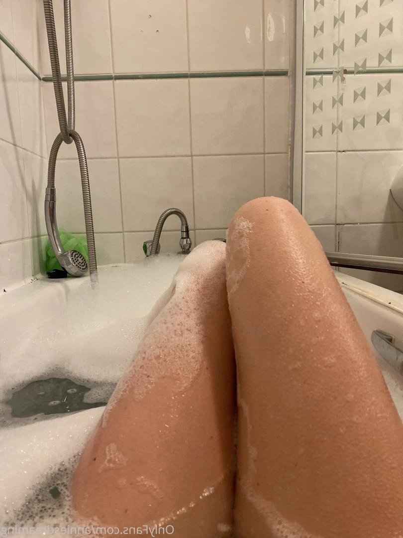 Annie the redhead with 2 pussies 🥵 [ annieecharlotte ] Onlyfans leaked photo 3752054 on Hotleaks.tv