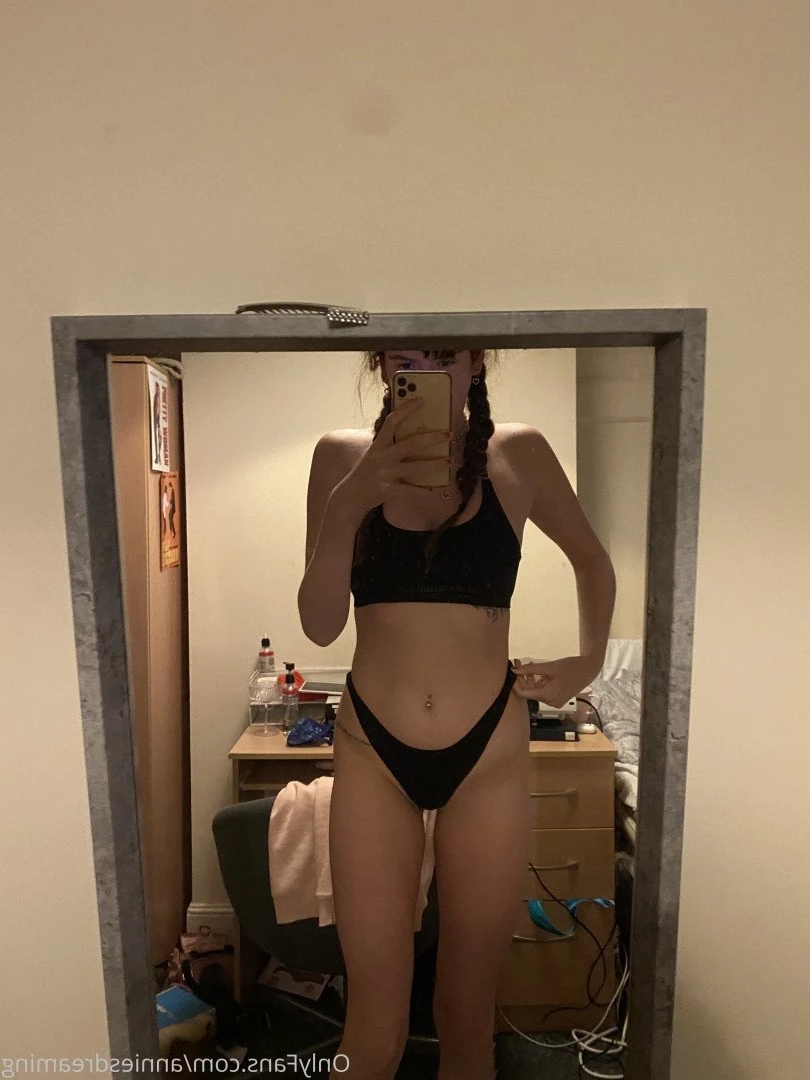 Annie the redhead with 2 pussies 🥵 [ annieecharlotte ] Onlyfans leaked photo 3775361 on Hotleaks.tv