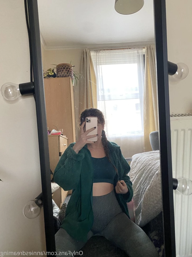 Annie the redhead with 2 pussies 🥵 [ annieecharlotte ] Onlyfans leaked photo 3793921 on Hotleaks.tv