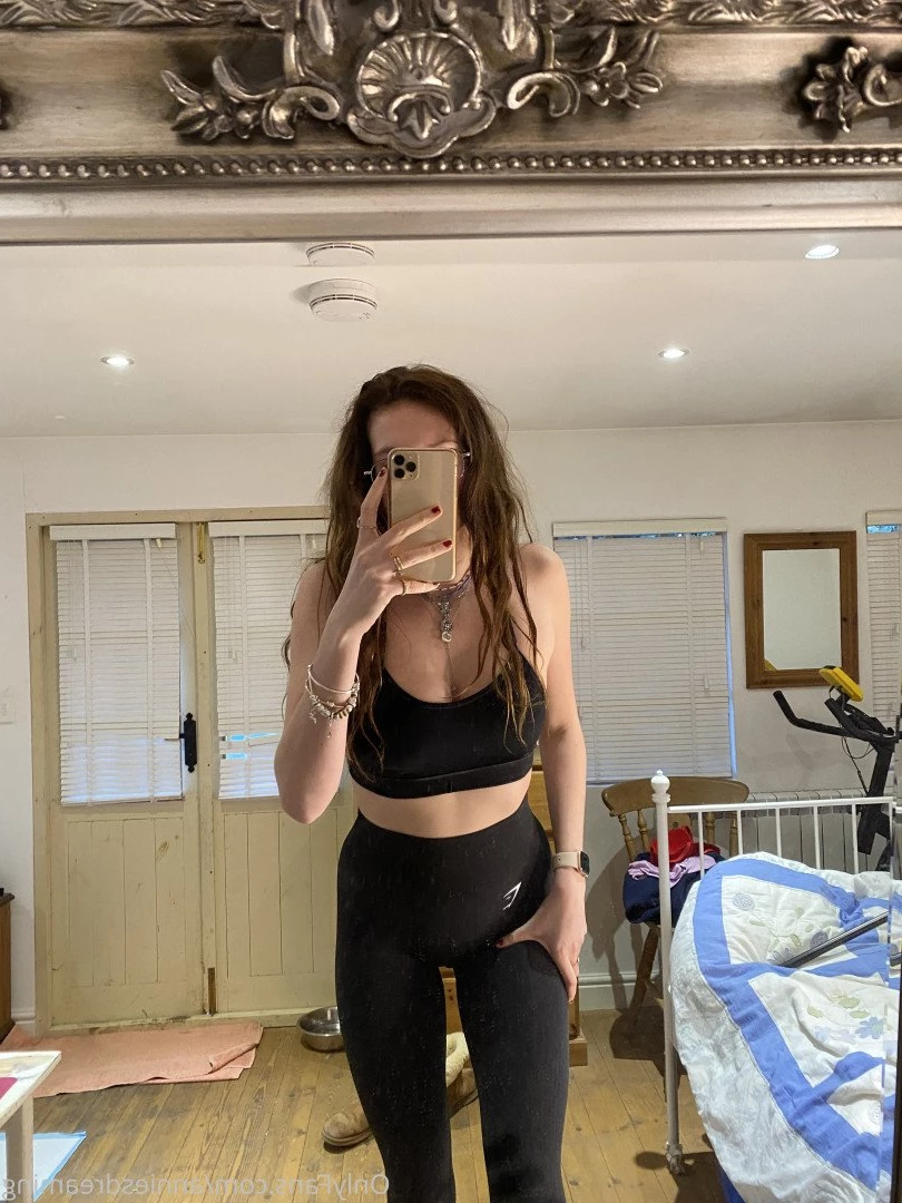 Annie the redhead with 2 pussies 🥵 [ annieecharlotte ] Onlyfans leaked photo 3804684 on Hotleaks.tv