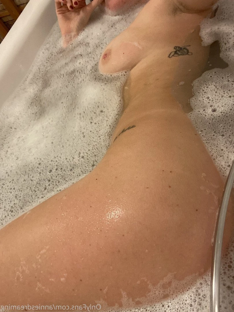 Annie the redhead with 2 pussies 🥵 [ annieecharlotte ] Onlyfans leaked photo 3881836 on Hotleaks.tv