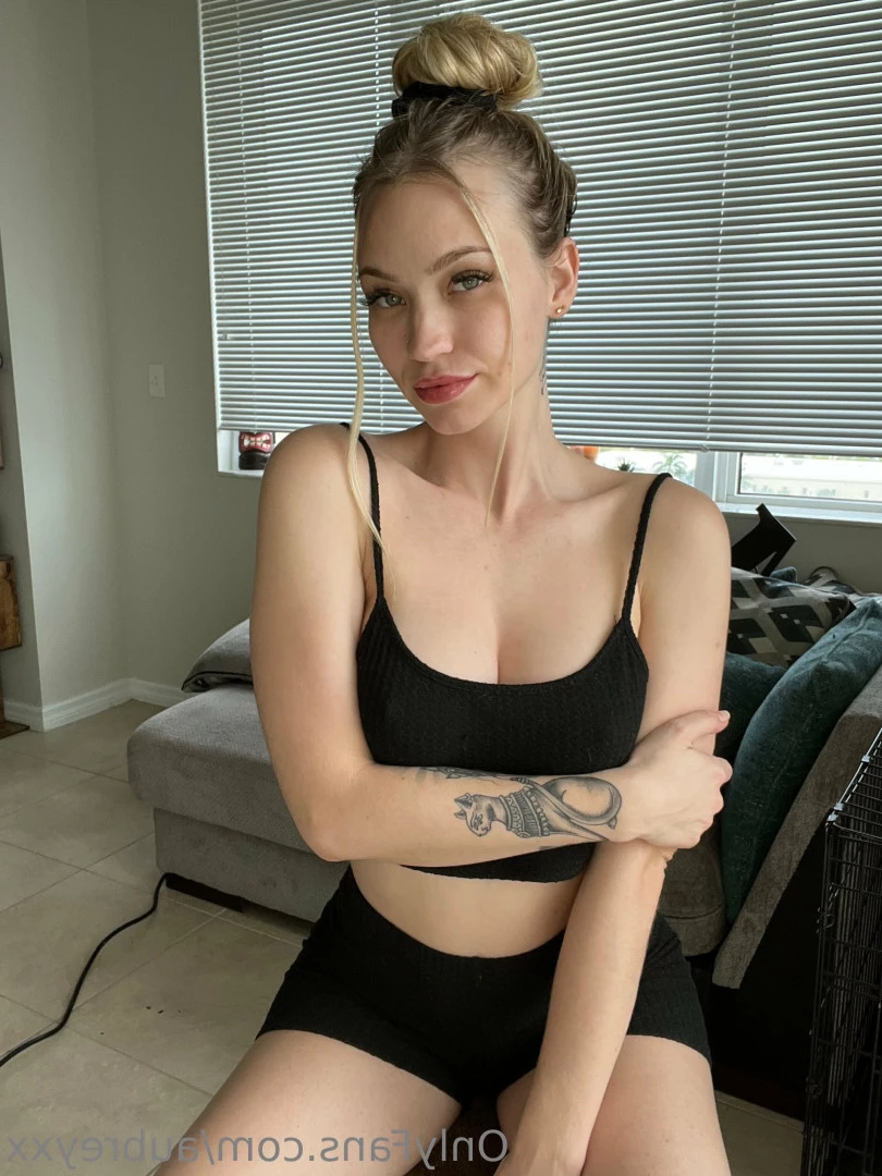 College Freshman 😍 [ aubreyxx ] Onlyfans leaked photo 6077707 on Hotleaks.tv