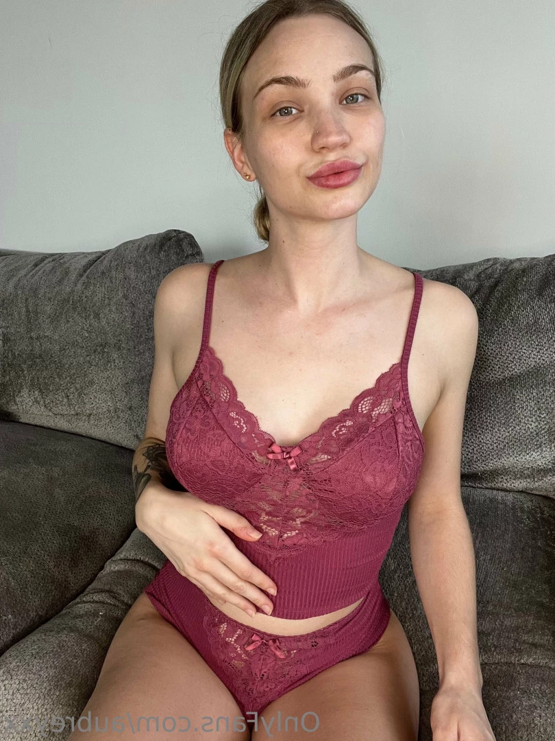 College Freshman 😍 [ aubreyxx ] Onlyfans leaked photo 6078363 on Hotleaks.tv