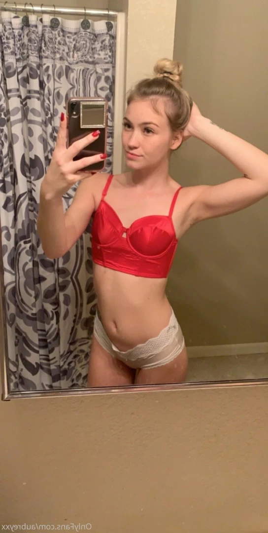 College Freshman 😍 [ aubreyxx ] Onlyfans leaked photo 6080157 on Hotleaks.tv