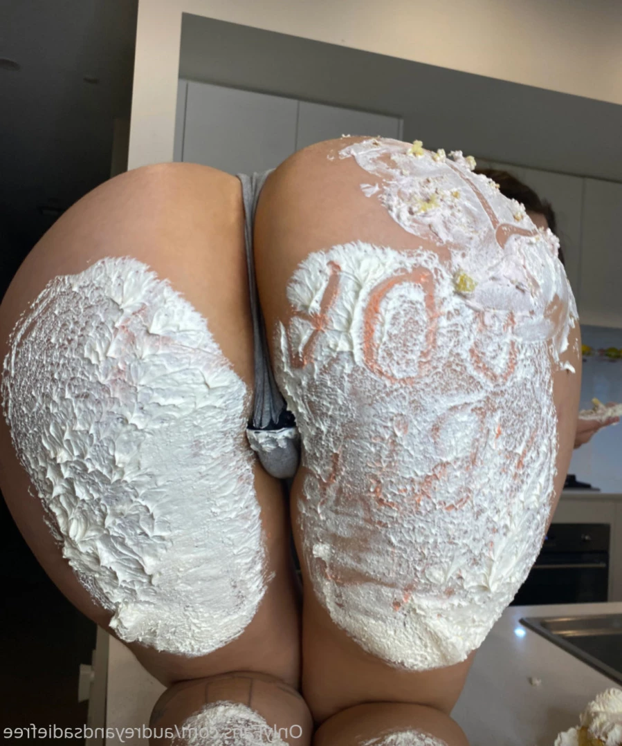 Naughty Aussies💦𝐒𝐐𝐔𝐈𝐑𝐓 𝐐𝐔𝐄𝐄𝐍𝐒 [ aussiesunlocked ] Onlyfans leaked photo 15401688 on Hotleaks.tv