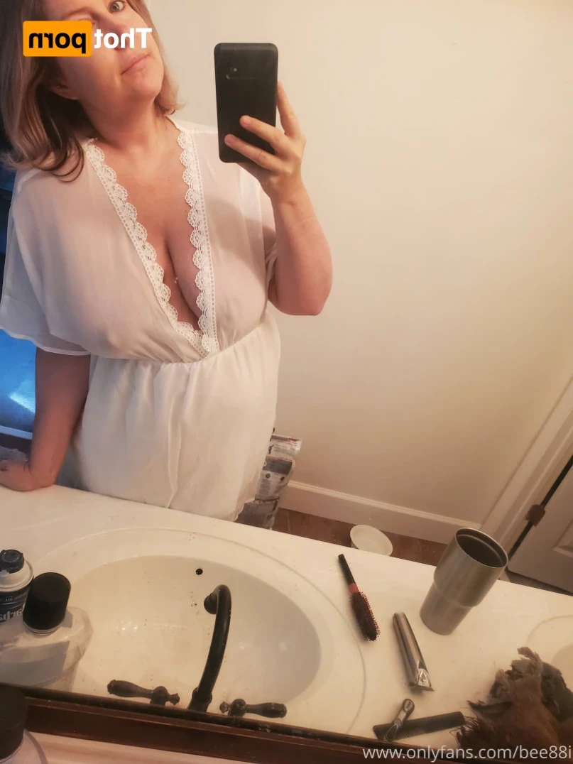 BEE [ bee88i ] Onlyfans leaked photo 12415429 on Hotleaks.tv