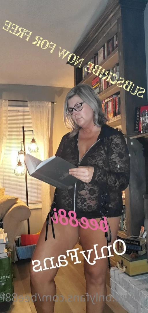 BEE [ bee88i ] Onlyfans leaked photo 12415593 on Hotleaks.tv