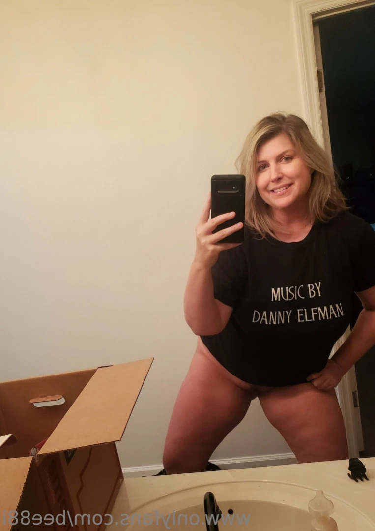 BEE [ bee88i ] Onlyfans leaked photo 15267338 on Hotleaks.tv