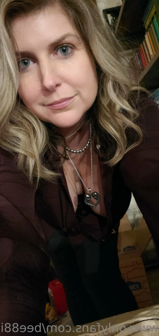 BEE [ bee88i ] Onlyfans leaked photo 15267901 on Hotleaks.tv