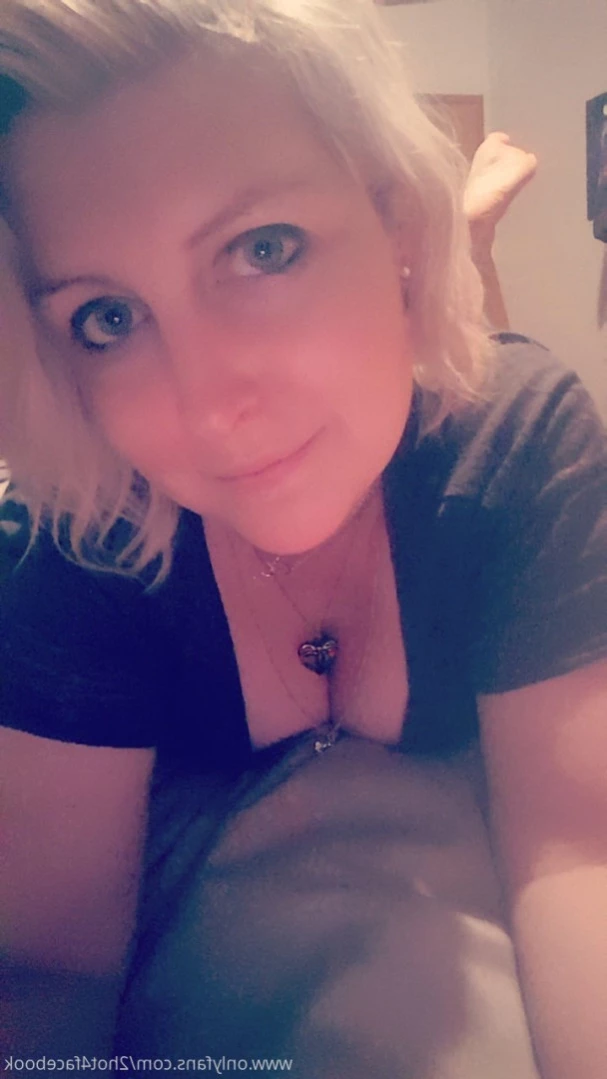 BEE [ bee88i ] Onlyfans leaked photo 15268684 on Hotleaks.tv